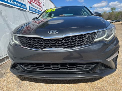 Used 2020 Kia Optima LX image 10