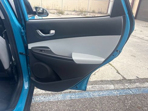 Used 2022 Hyundai Kona SEL w/ Convenience Package FWD image 15