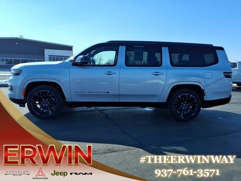 Used 2024 Jeep Grand Wagoneer L Series II w/ Quick Order Packagew 28T image 4