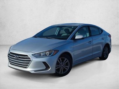 Used 2017 Hyundai Elantra SE