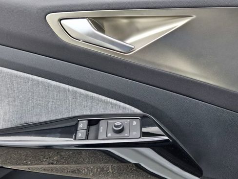 New 2026 Volkswagen ID.4 Pro RWD image 29