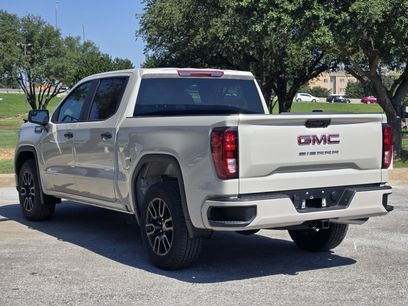 New 2026 GMC Sierra 1500 Pro w/ Graphite Edition