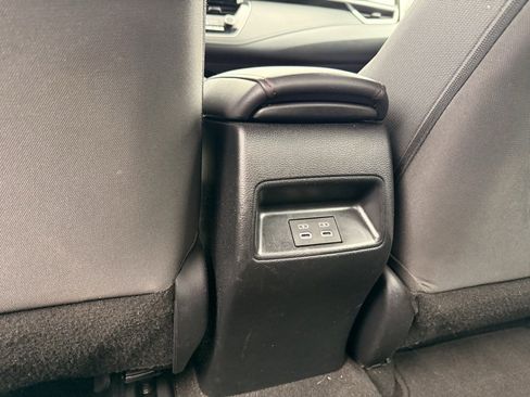 Used 2024 Toyota Corolla SE image 25