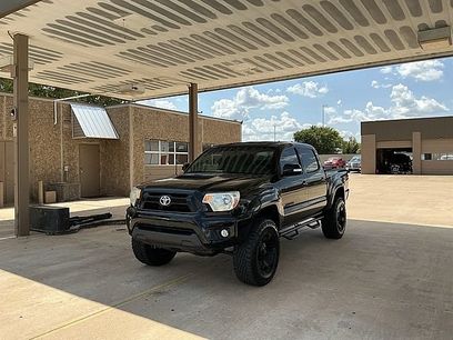 Used 2014 Toyota Tacoma PreRunner w/ TRD Sport Package