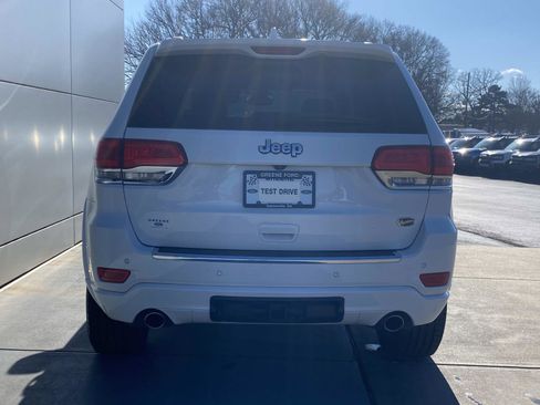 Used 2017 Jeep Grand Cherokee Overland image 5
