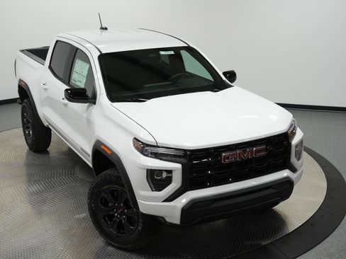 New 2025 GMC Canyon Elevation image 39