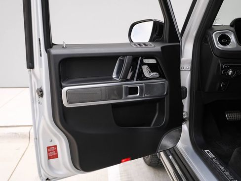Used 2020 Mercedes-Benz G 550 w/ Seat Comfort Package image 15