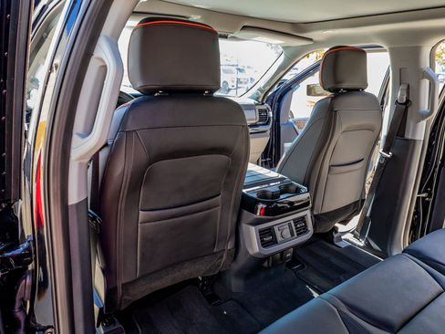 Used 2024 Ford F250 Lariat w/ Lariat Ultimate Package image 34