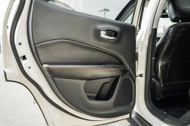 Used 2020 Jeep Compass Limited AWD/4WD image 29
