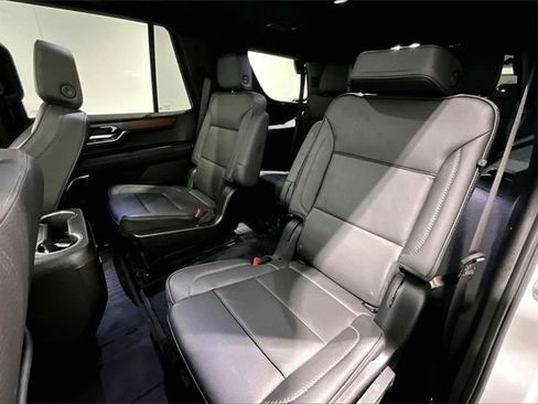 Used 2025 GMC Yukon Denali w/ Sun & Power Step Package image 22