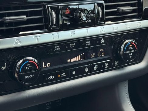 New 2026 Nissan Pathfinder SL AWD/4WD image 22
