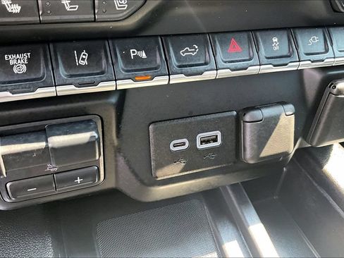 Used 2020 GMC Sierra 2500 Denali w/ Denali Ultimate Package AWD/4WD image 33