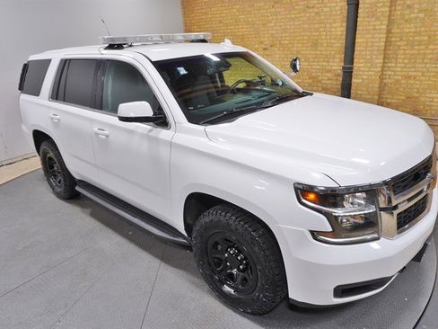 Used 2019 Chevrolet Tahoe 4WD w/ Remote Keyless Entry Package image 7