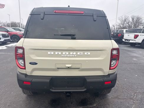 Used 2025 Ford Bronco Sport Badlands image 8