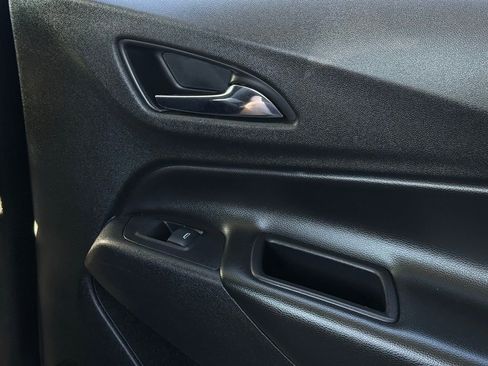 Used 2019 Chevrolet Equinox LT FWD image 40