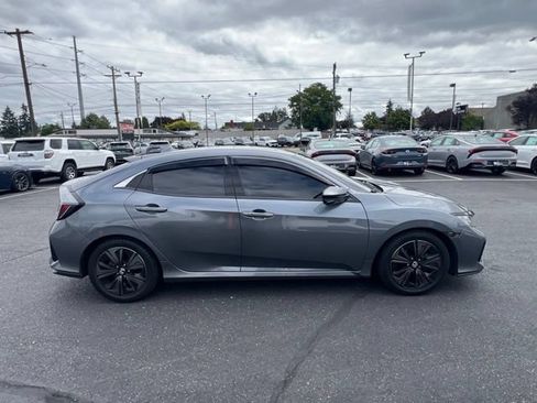 Used 2018 Honda Civic EX image 8