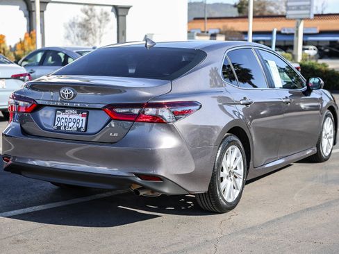 Used 2023 Toyota Camry LE image 22