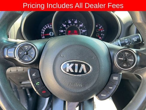 Used 2019 Kia Soul + FWD image 9