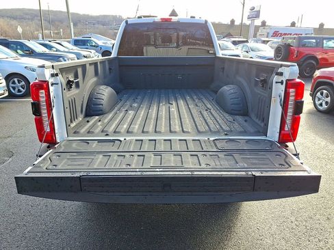 Used 2023 Ford F350 Lariat w/ Lariat Ultimate Package AWD/4WD image 29