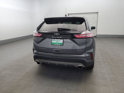 Used 2024 Ford Edge Titanium image 7