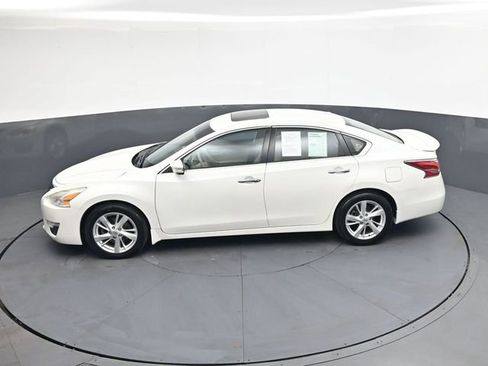 Used 2015 Nissan Altima 2.5 SL w/ Technology Package FWD image 27