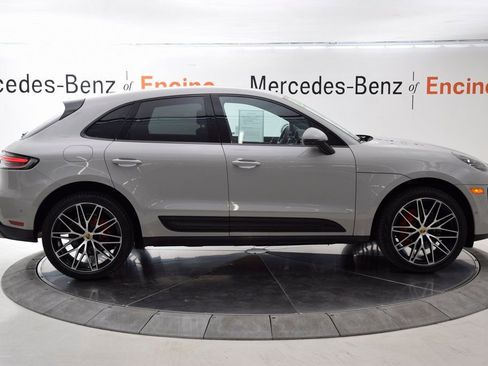 Used 2023 Porsche Macan S image 9