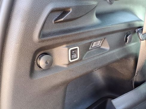 Used 2024 Jeep Grand Cherokee L Laredo AWD/4WD image 30