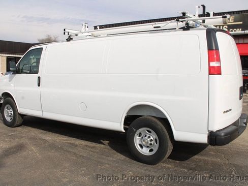 Used 2025 Chevrolet Express 2500 Extended w/ Communications Package image 6