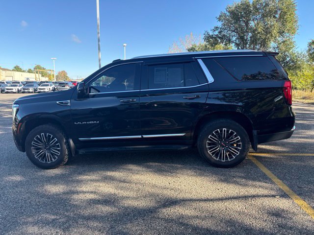 Used 2025 GMC Yukon Elevation w/ LPO, Elevation Black Package AWD/4WD image 7