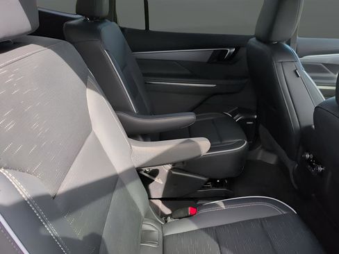 Used 2025 Buick Enclave Sport Touring image 26