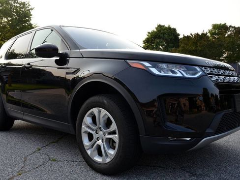 Used 2020 Land Rover Discovery Sport S image 8