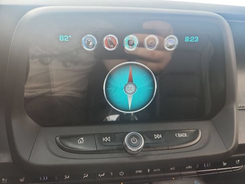 Used 2018 Chevrolet Camaro LT RWD image 22