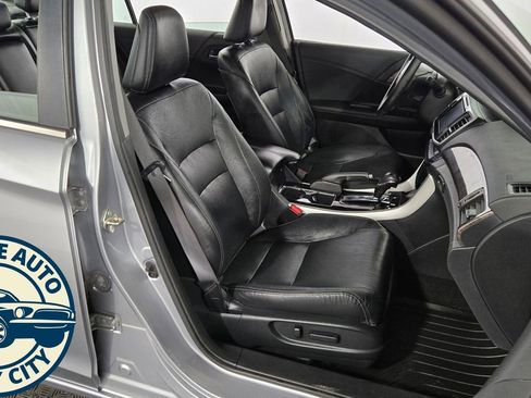 Used 2017 Honda Accord EX-L image 37