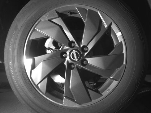 Used 2025 Nissan Rogue SV FWD image 15