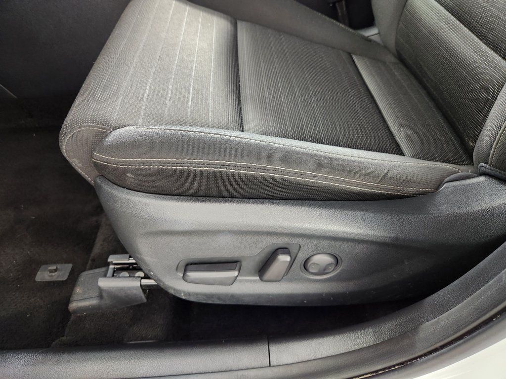 Used 2019 Kia Sportage LX w/ Option Group 017 FWD image 13