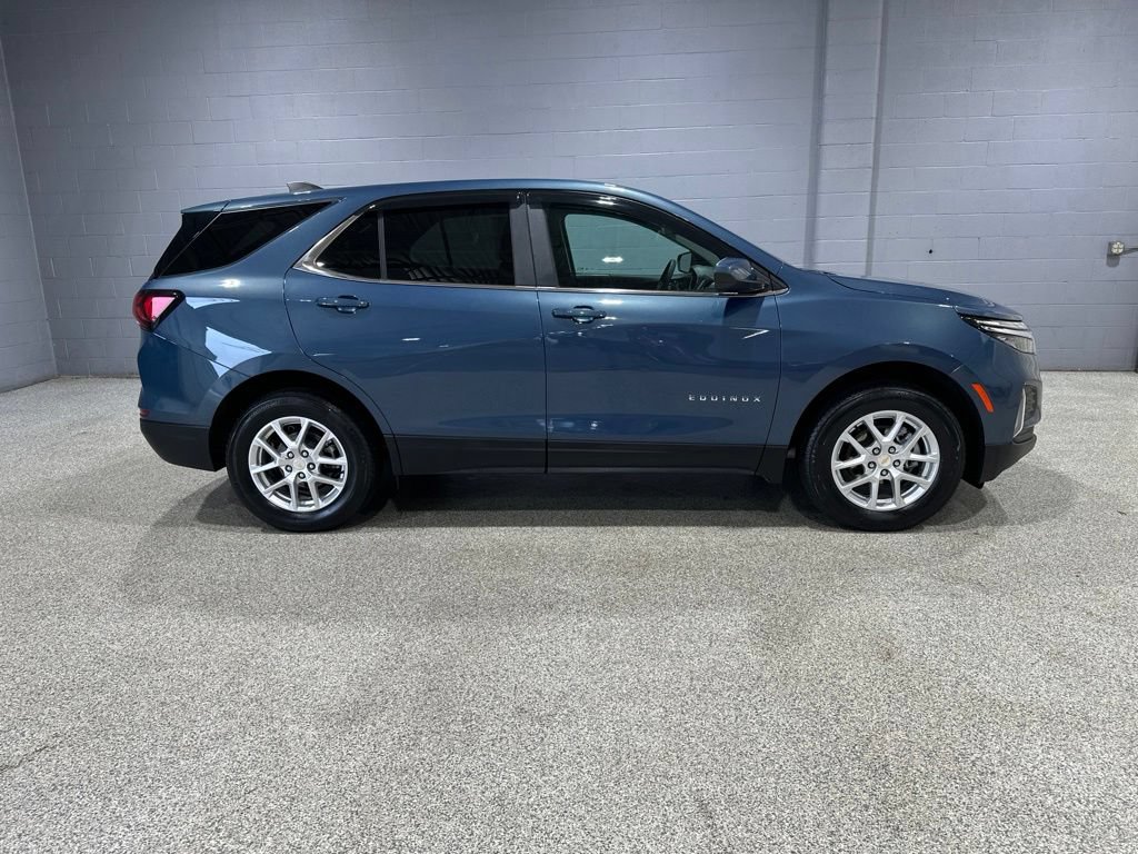 Certified 2024 Chevrolet Equinox LT AWD/4WD image 2