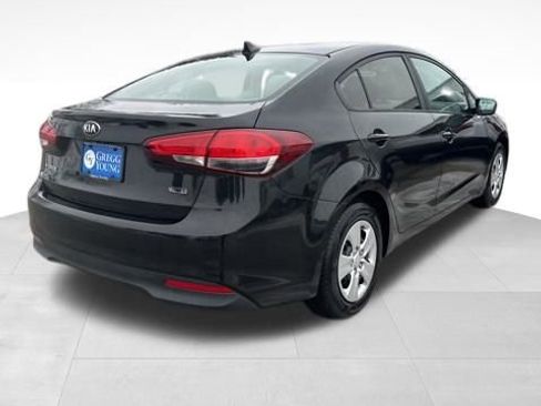 Used 2017 Kia Forte LX w/ LX Popular Package image 7