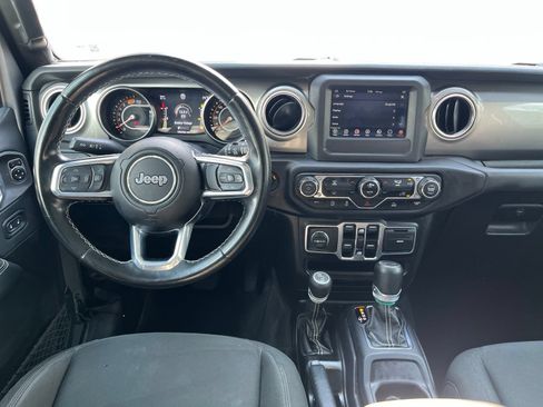 Used 2021 Jeep Wrangler Unlimited Sahara AWD/4WD image 23