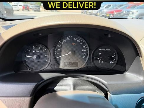 Used 2005 Chevrolet Malibu LT w/ Preferred Equipment Group FWD image 12