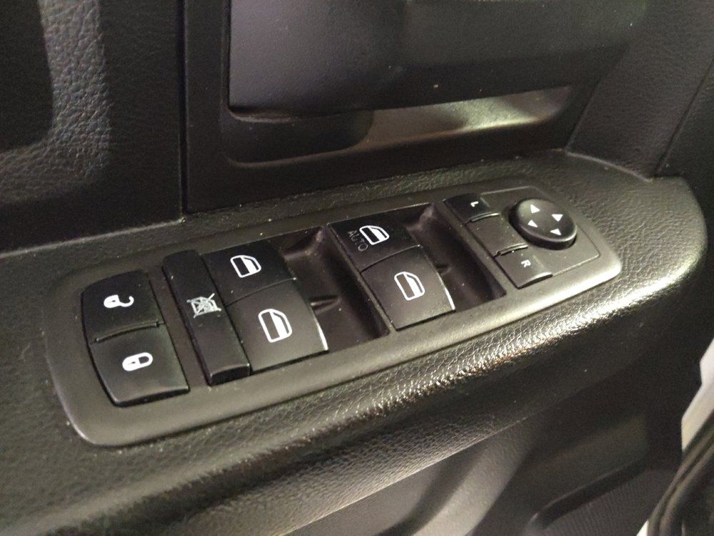 Used 2021 RAM 1500 Tradesman w/ Chrome Appearance Group AWD/4WD image 27