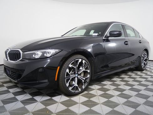 Used 2025 BMW 330i Sedan image 8