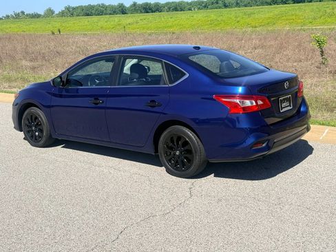 Used 2018 Nissan Sentra SV FWD image 14