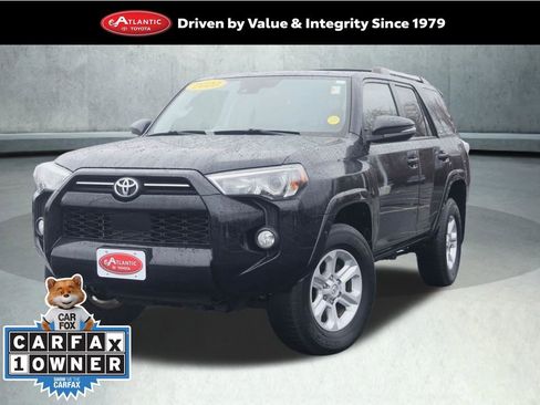 Used 2020 Toyota 4Runner SR5 Premium w/ Moonroof Package AWD/4WD image 1