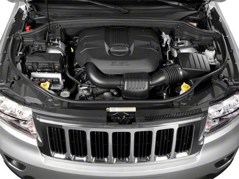 Used 2013 Jeep Grand Cherokee Limited RWD image 16