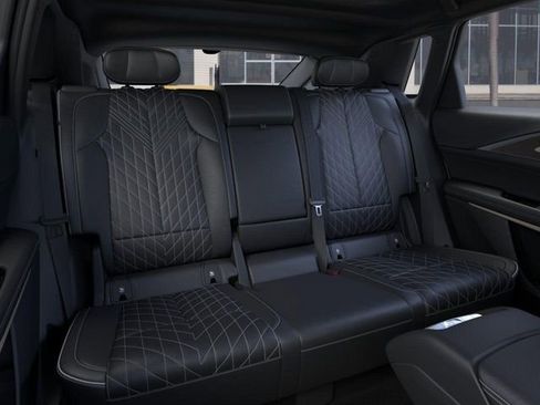 New 2026 Cadillac Lyriq V AWD/4WD image 17