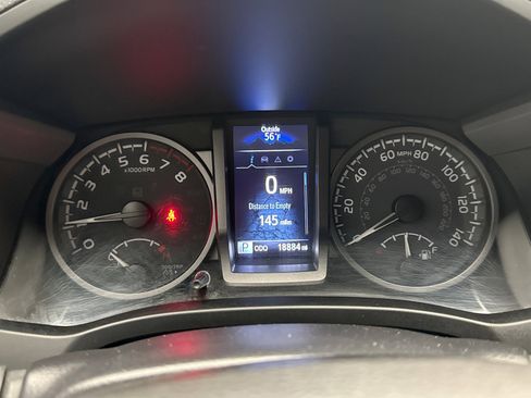 Used 2023 Toyota Tacoma TRD Off-Road AWD/4WD image 13
