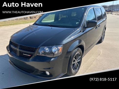 Used 2019 Dodge Grand Caravan GT image 1