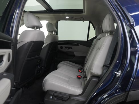 Used 2025 Honda Pilot Touring image 20