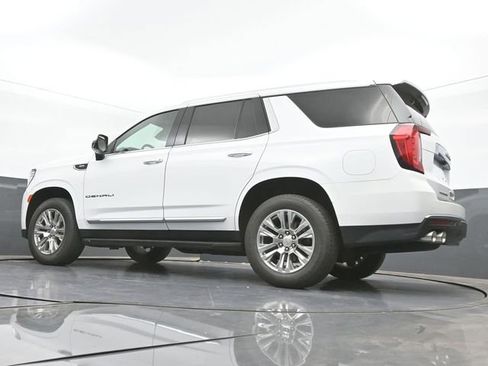 Used 2023 GMC Yukon Denali RWD image 40
