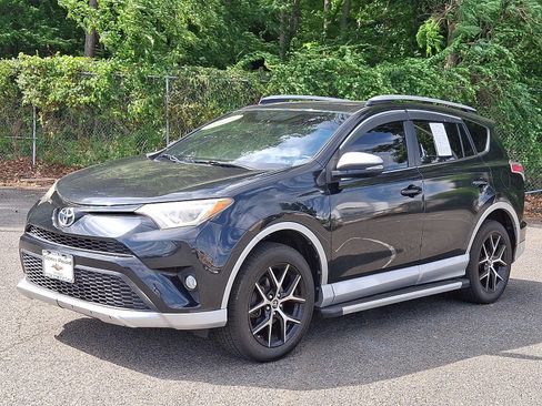 Used 2016 Toyota RAV4 SE w/ Cargo Management Package AWD/4WD image 3